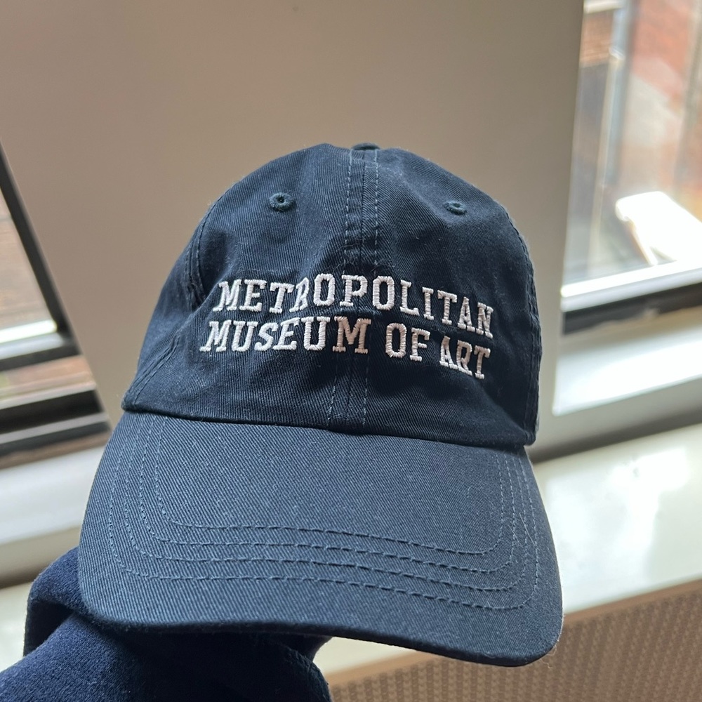 Metropolitan Museum of Art hat